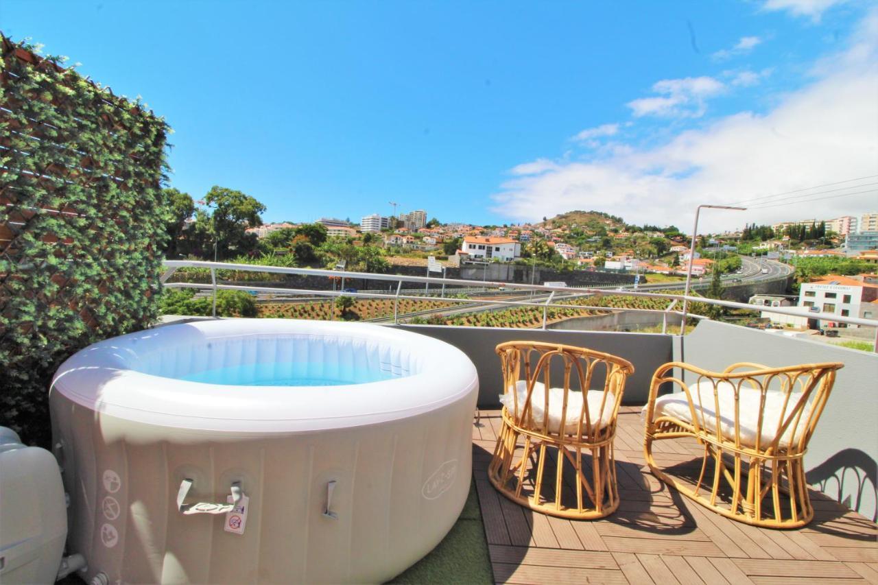 Sunny House Few Minutes From City Center ฟุงชาล ภายนอก รูปภาพ
